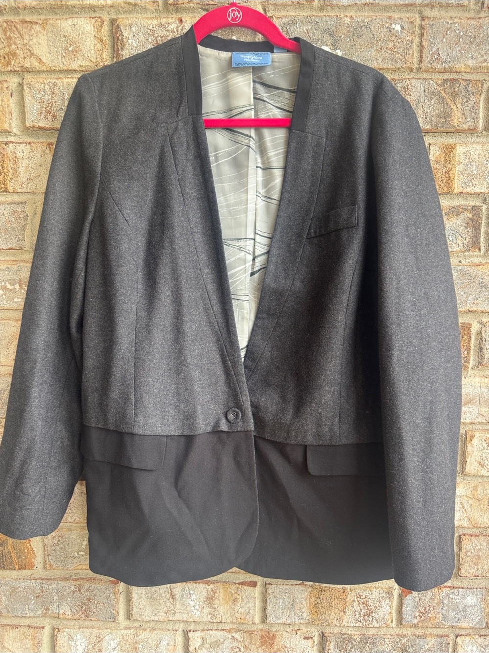Simply Vera Vera Wang Two-Tone Gray and Black Women's Blazer